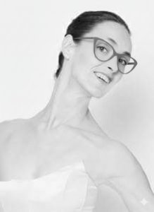 Porträt von Elisabeth Lust, Leiterin der Ballettschule